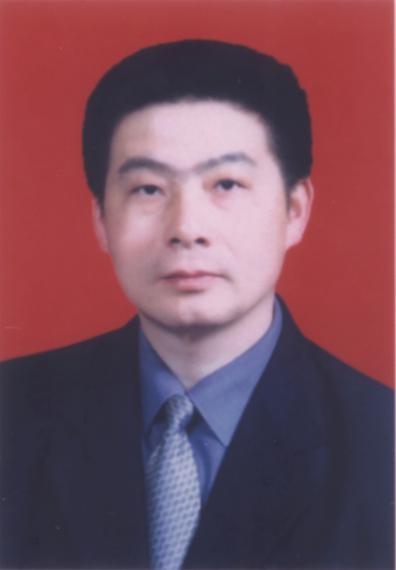 吕维富 标准照片112.jpg